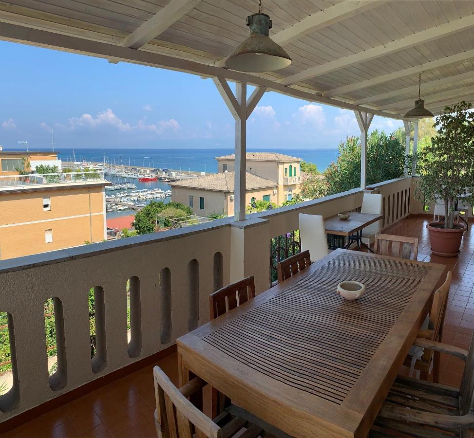 B&B Villa Delle Rondini Vibo Valentia Marina Extérieur photo