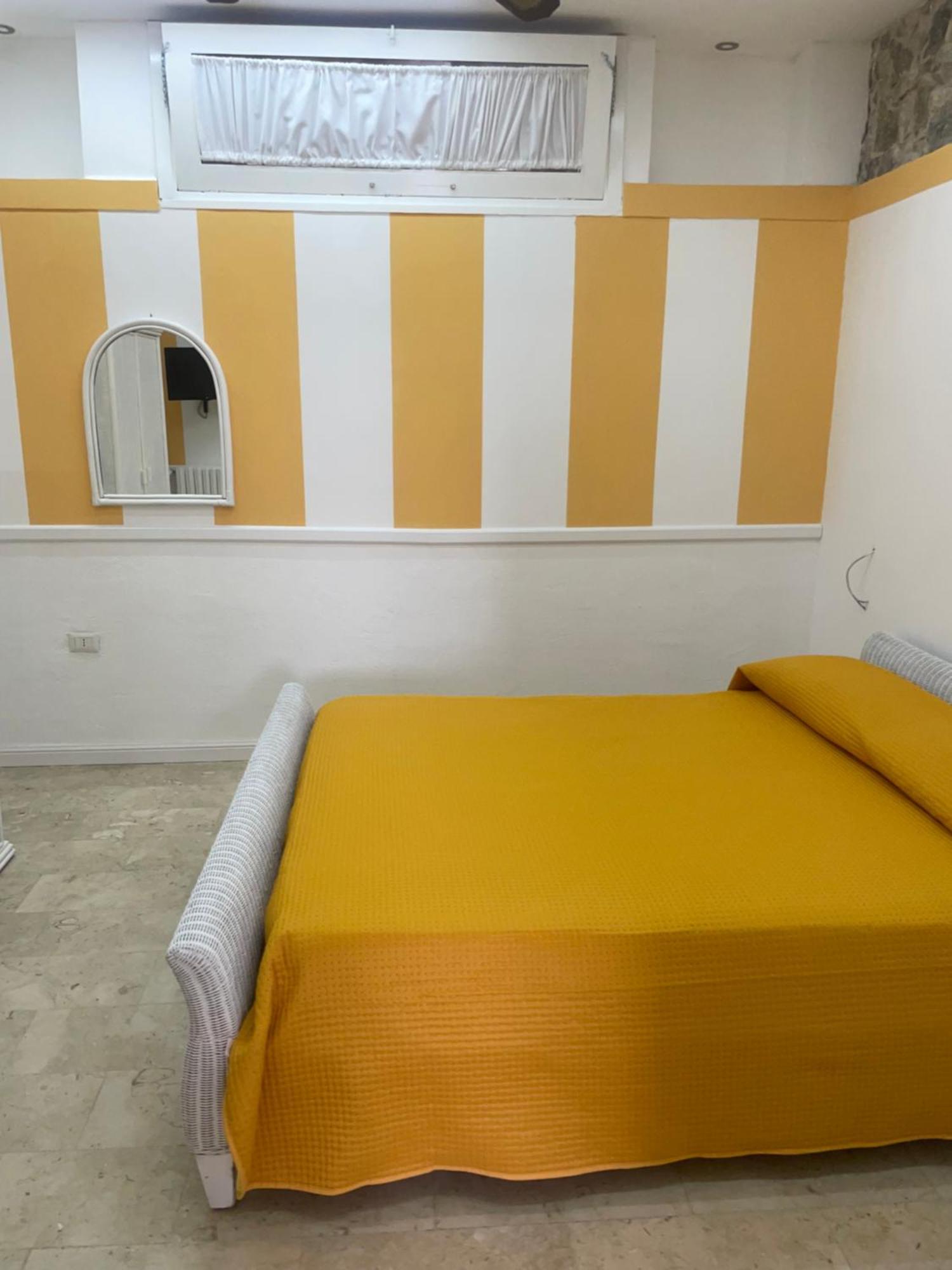 B&B Villa Delle Rondini Vibo Valentia Marina Extérieur photo