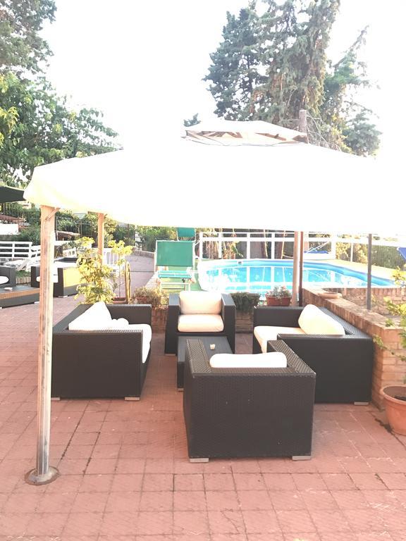 B&B Villa Delle Rondini Vibo Valentia Marina Extérieur photo