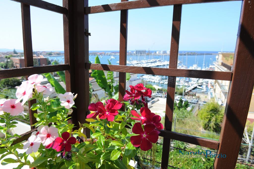 B&B Villa Delle Rondini Vibo Valentia Marina Extérieur photo